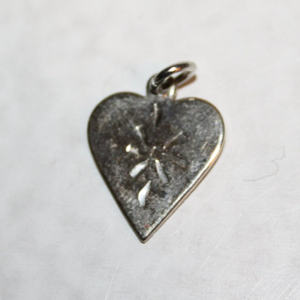 Vintage light gold heart charm/ pendant 5/8"